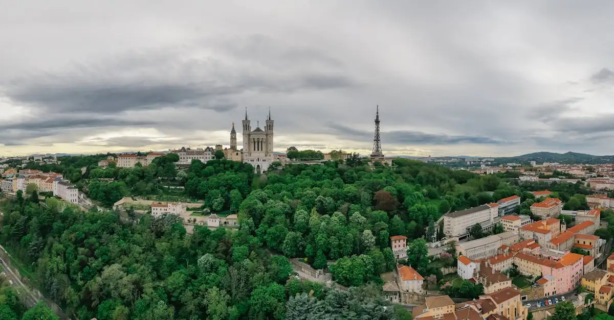 Altitude de Fourvière à Lyon : hauteur et informations