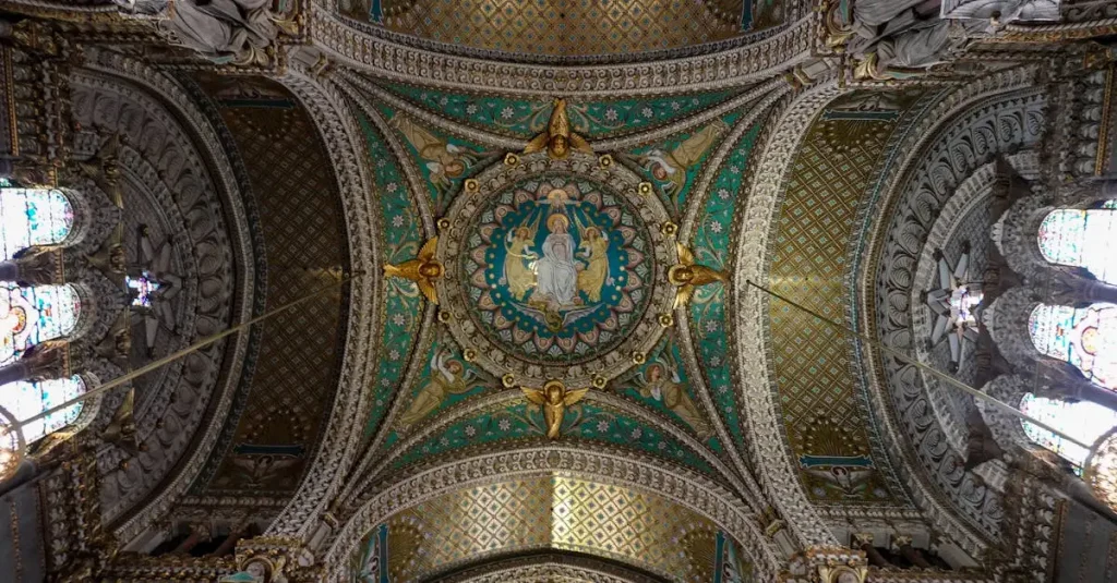 Basilique de Fourvière à Lyon : Visite et Histoire